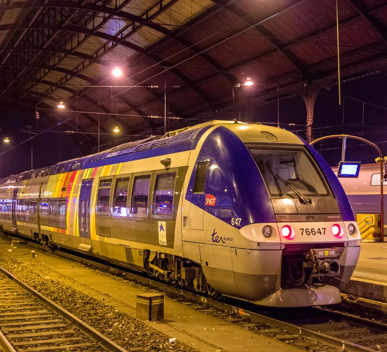 Taxi gare TGV à Noisy le grand : déplacez Rapidement et en Toute Simplicité vers les Gares